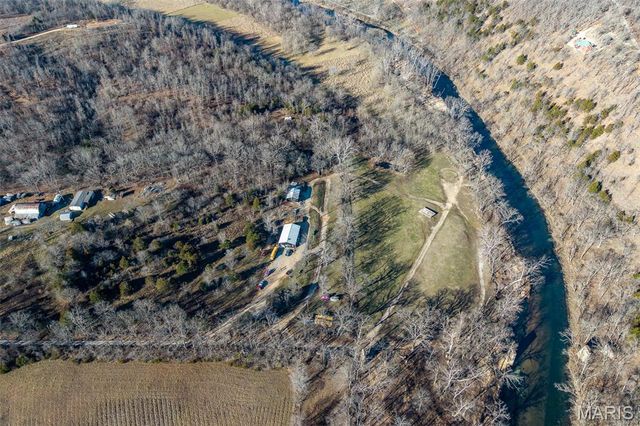 30633 MARIGOLD, Lebanon, MO 65536