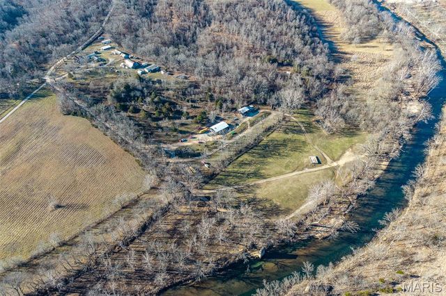 30633 MARIGOLD, Lebanon, MO 65536