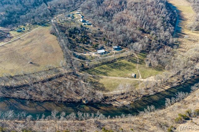 30633 MARIGOLD, Lebanon, MO 65536