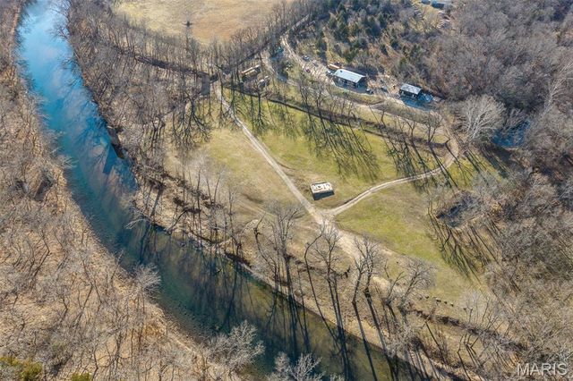 30633 MARIGOLD, Lebanon, MO 65536