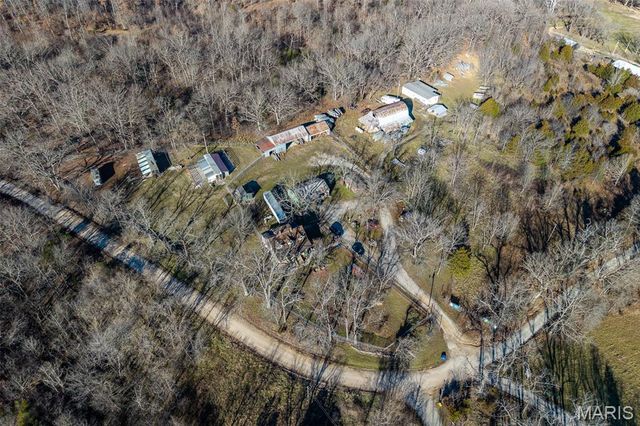 30633 MARIGOLD, Lebanon, MO 65536