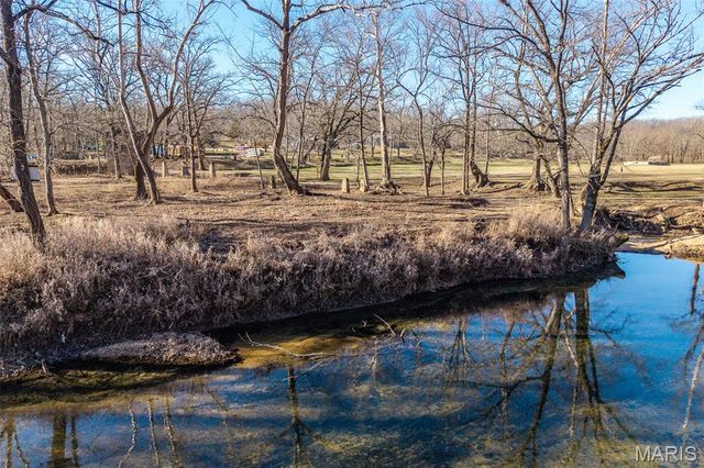 30633 MARIGOLD, Lebanon, MO 65536