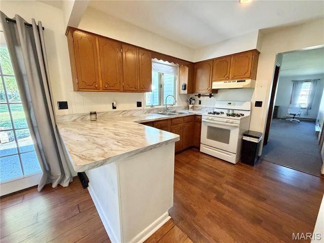 11 Garden Place, Montgomery, MO 63361