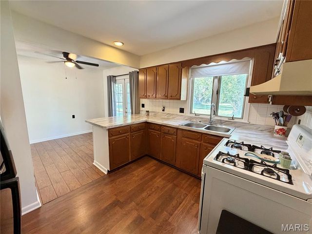 11 Garden Place, Montgomery, MO 63361