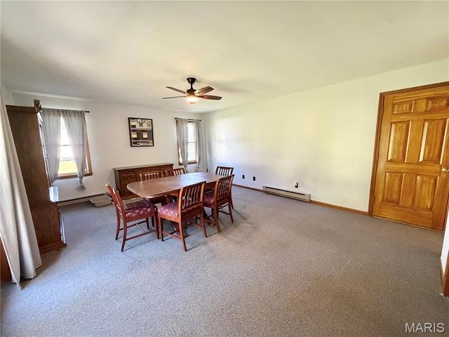 11 Garden Place, Montgomery, MO 63361