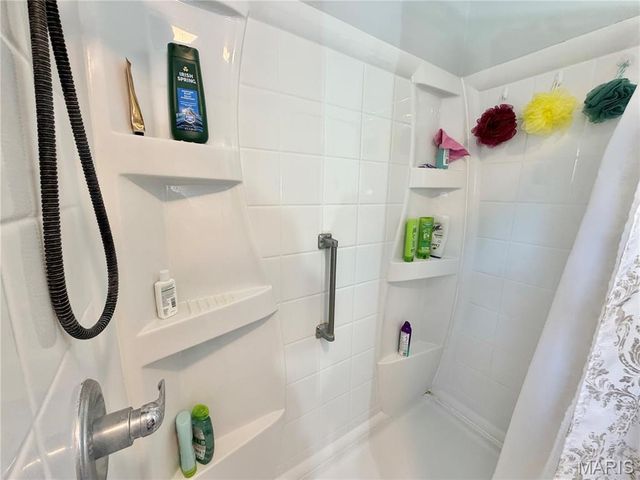 11 Garden Place, Montgomery, MO 63361