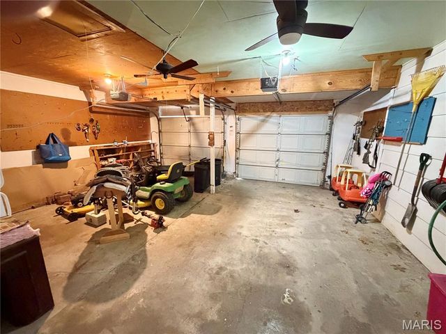 11 Garden Place, Montgomery, MO 63361