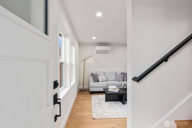 3110 SW 97th Street, Seattle, WA 98126