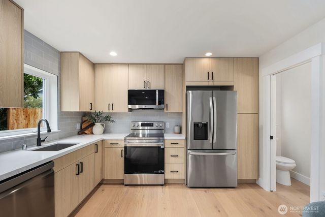 3110 SW 97th Street, Seattle, WA 98126