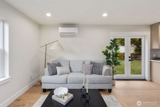 3110 SW 97th Street, Seattle, WA 98126