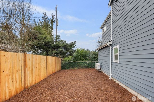 3110 SW 97th Street, Seattle, WA 98126