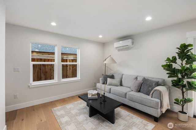 3110 SW 97th Street, Seattle, WA 98126