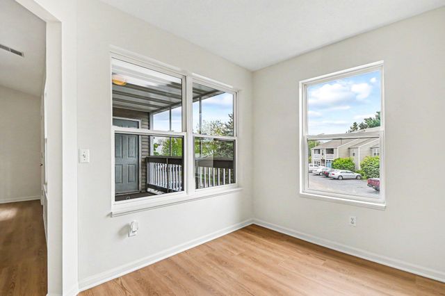 3101 Poplar Creek Drive Se 302, City Of Kentwood, MI 49512