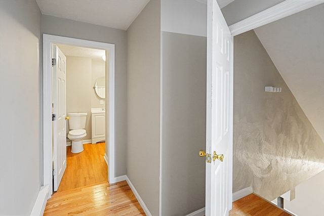 9 Debra Ln 1, Bellingham, MA 02019
