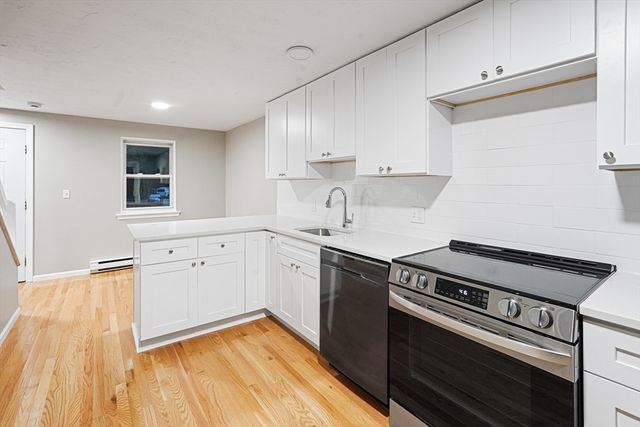 9 Debra Ln 1, Bellingham, MA 02019