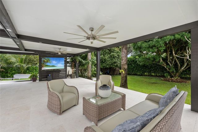 15110 N Saxon Cir, Southwest Ranches, FL 33331