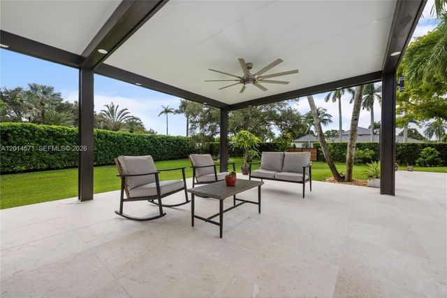 15110 N Saxon Cir, Southwest Ranches, FL 33331