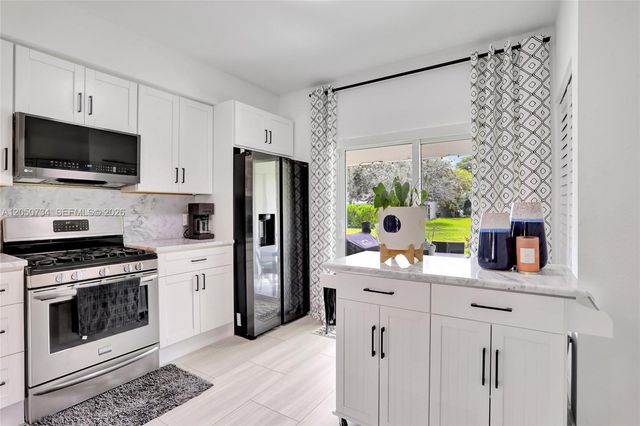 7921 Sanibel Drive 7921, Tamarac, FL 33321