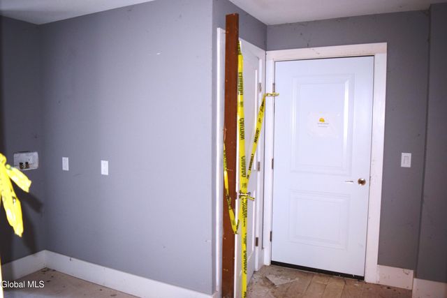 39 Ruggles Road, Saratoga Springs, NY 12866