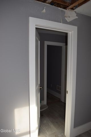 39 Ruggles Road, Saratoga Springs, NY 12866