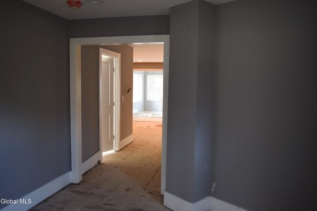 39 Ruggles Road, Saratoga Springs, NY 12866