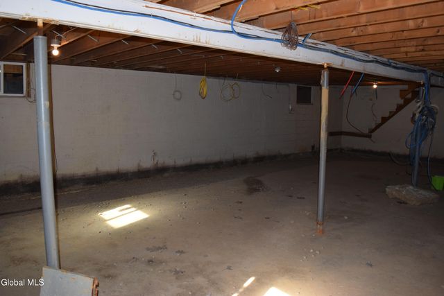 39 Ruggles Road, Saratoga Springs, NY 12866