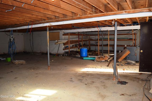 39 Ruggles Road, Saratoga Springs, NY 12866