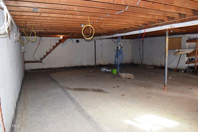 39 Ruggles Road, Saratoga Springs, NY 12866