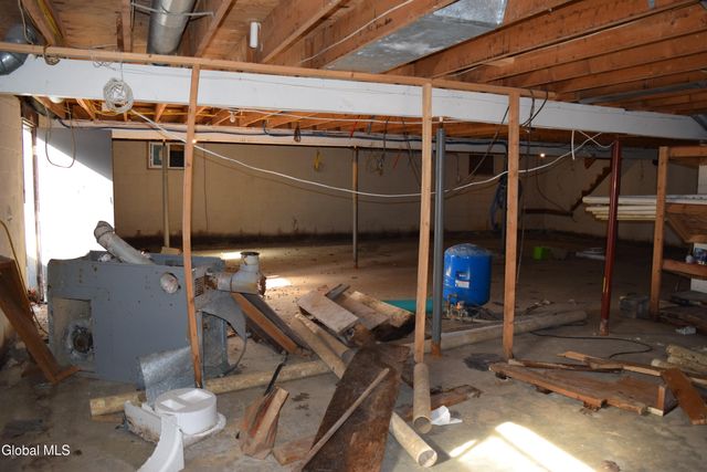 39 Ruggles Road, Saratoga Springs, NY 12866