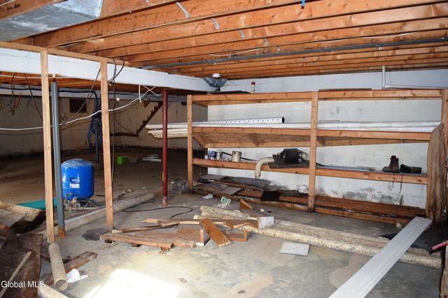 39 Ruggles Road, Saratoga Springs, NY 12866