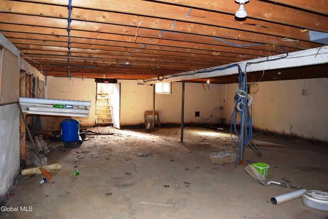 39 Ruggles Road, Saratoga Springs, NY 12866