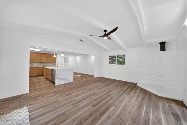 49947 Road 426, Oakhurst, CA 93644