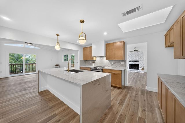49947 Road 426, Oakhurst, CA 93644