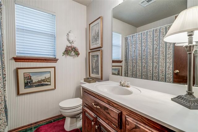 8917 NW 85th Street, Oklahoma City, OK 73132
