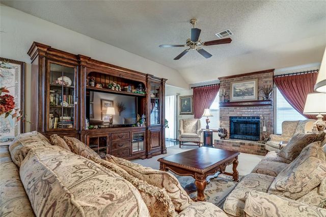 8917 NW 85th Street, Oklahoma City, OK 73132