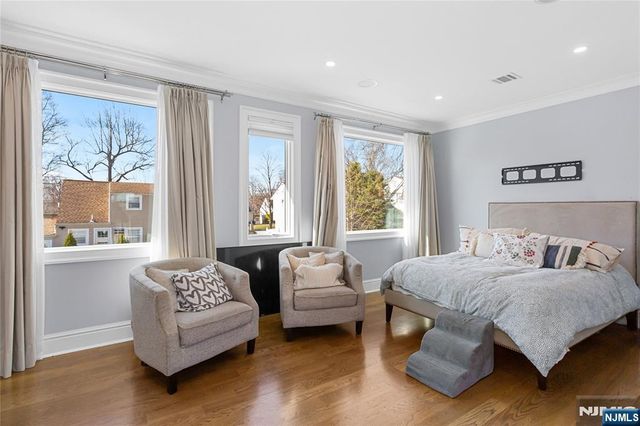 537 Spring Valley Road, Paramus, NJ 07652