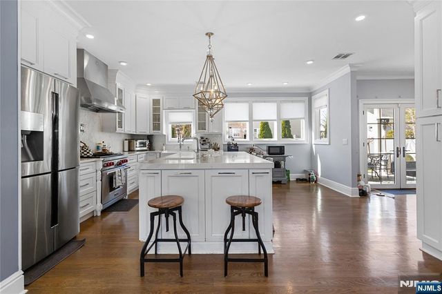 537 Spring Valley Road, Paramus, NJ 07652