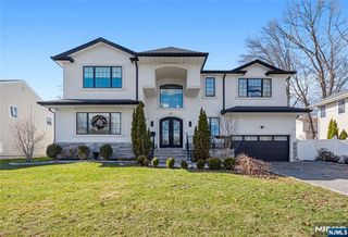 537 Spring Valley Road, Paramus, NJ 07652