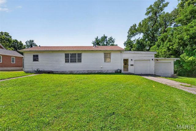 38 S 86th Street, Belleville, IL 62223