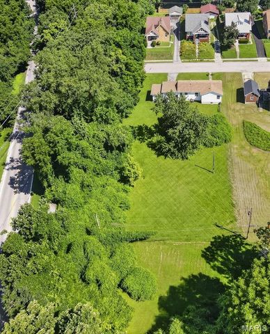 38 S 86th Street, Belleville, IL 62223