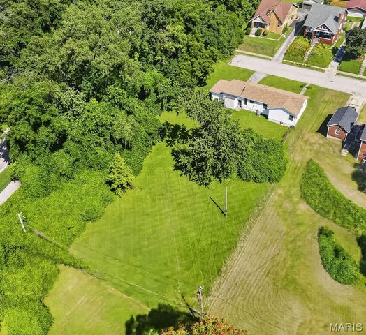 38 S 86th Street, Belleville, IL 62223