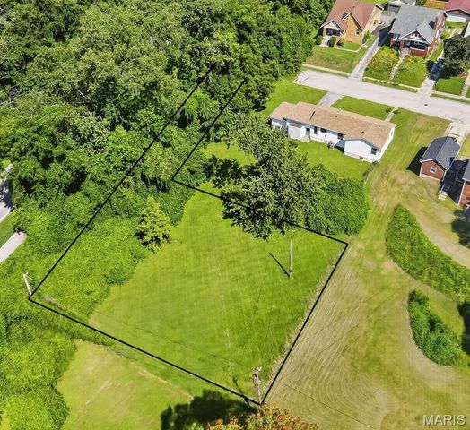 38 S 86th Street, Belleville, IL 62223