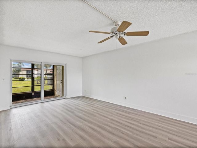 5135 GEMSTONE DRIVE 103, New Port Richey, FL 34652