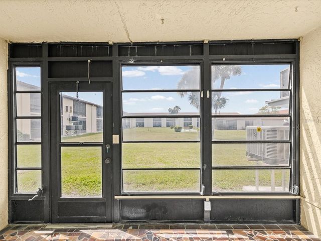 5135 GEMSTONE DRIVE 103, New Port Richey, FL 34652