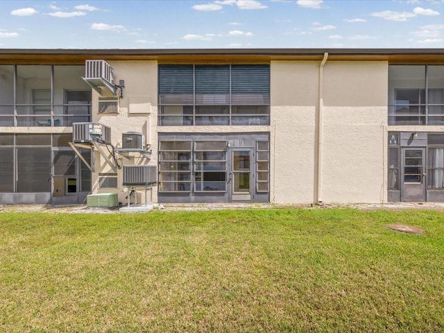 5135 GEMSTONE DRIVE 103, New Port Richey, FL 34652