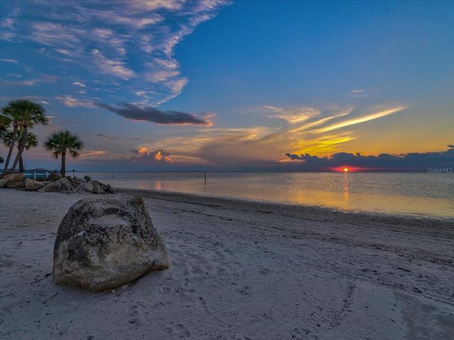 5135 GEMSTONE DRIVE 103, New Port Richey, FL 34652