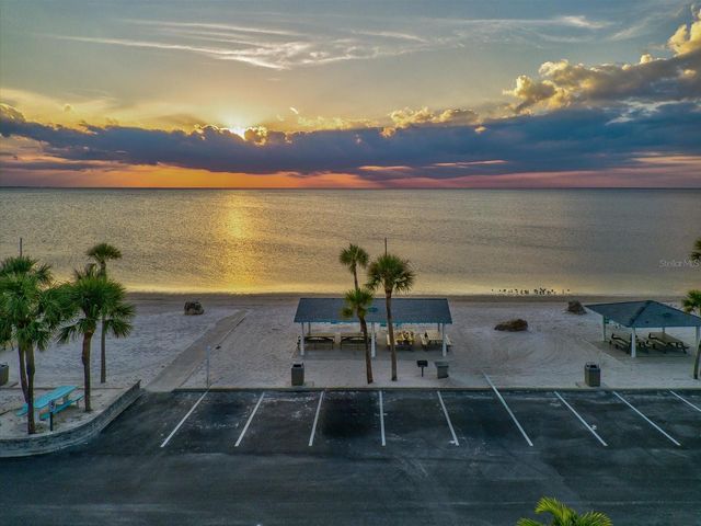 5135 GEMSTONE DRIVE 103, New Port Richey, FL 34652