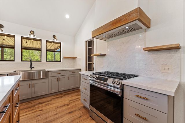 341 Big Buck Drive Drive, Cleveland, TX 77328
