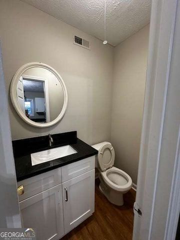 6160 shoreland Circle, Buford, GA 30518