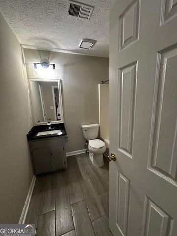 6160 shoreland Circle, Buford, GA 30518